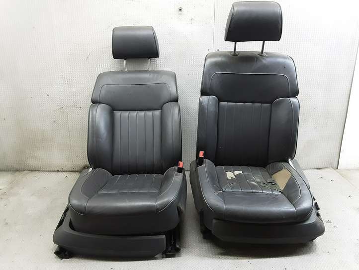 Volkswagen Phaeton (2002 - 2008)   Комплект отделки дверей