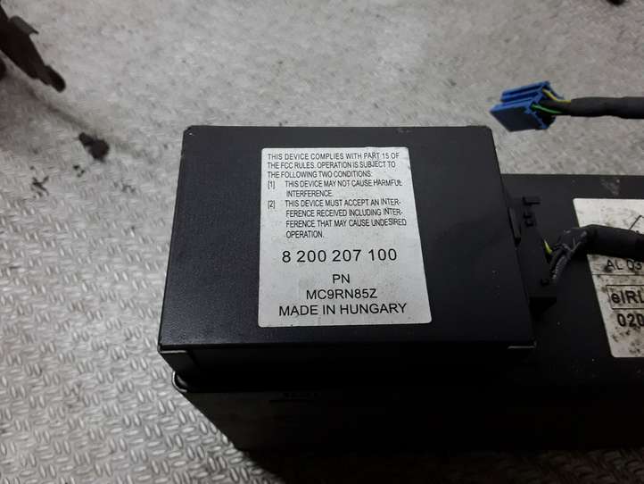 Renault Espace (2002 - 2006)  8200207100 CD/DVD чейнджер