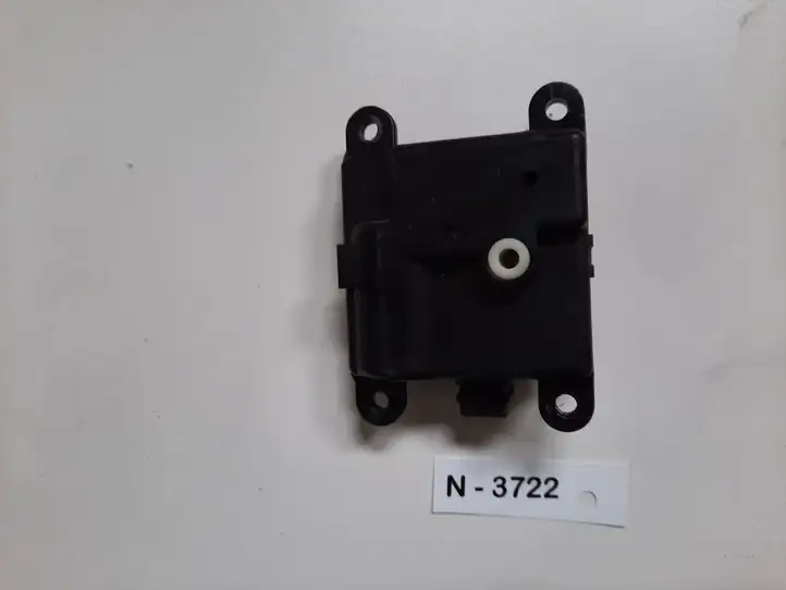 Nissan Qashqai (2010 - 2013) 3K01030840 Двигатель задвижки потока воздуха — фото 1