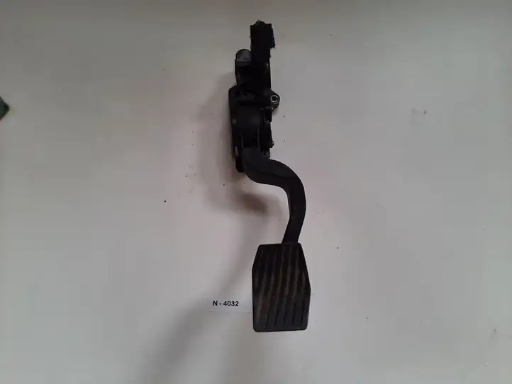 Fiat Fiorino (2008 - 2014) 0280755105 Педаль акселератора — фото 3