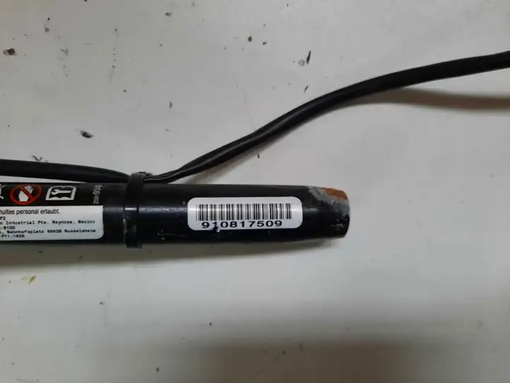 Chevrolet Captiva (2011 - 2013) Замок переднего ремня — фото 2