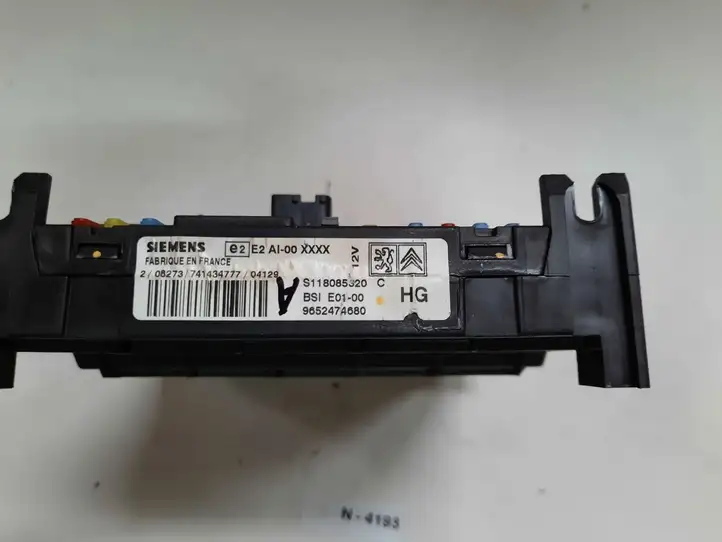Citroen Xsara Picasso (1999 - 2012) 9652474680 Модуль комфорта — фото 2