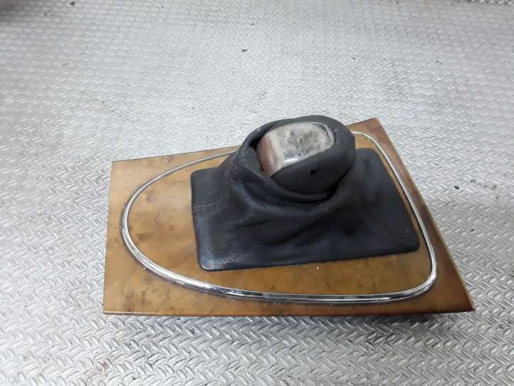 Mercedes-Benz E W211 (2002 - 2009)  A2116800136 Рамка рычага переключения передач