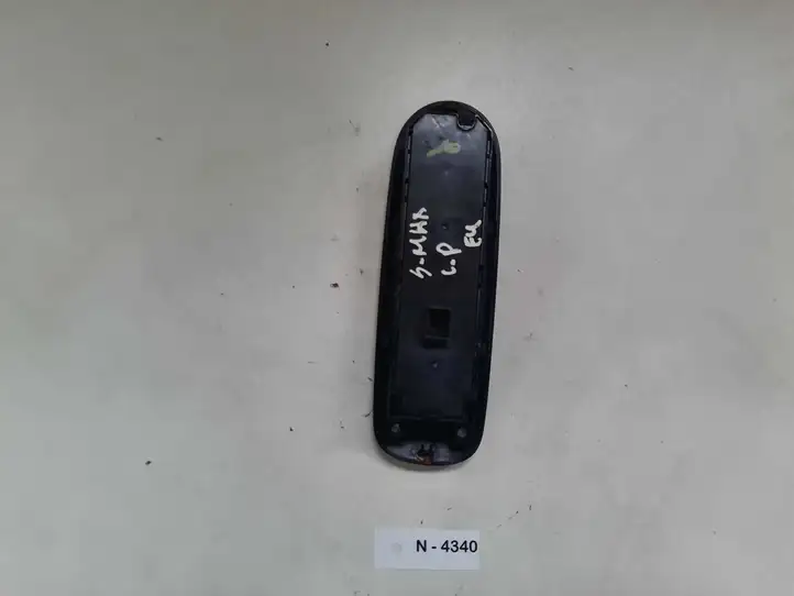 Ford S-MAX (2006 - 2010) Кнопка стеклоподъемников — фото 3