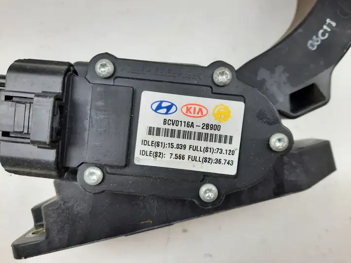 Hyundai Santa Fe (2005 - 2009) BCV0116A2B900 Педаль акселератора — фото 3