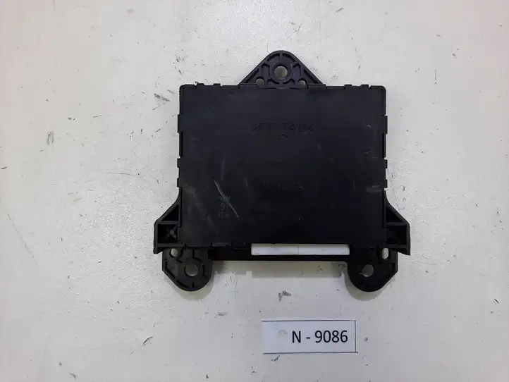 Toyota Prius (XW20) (2003 - 2009) 8966147120 Прочие блоки управления — фото 1