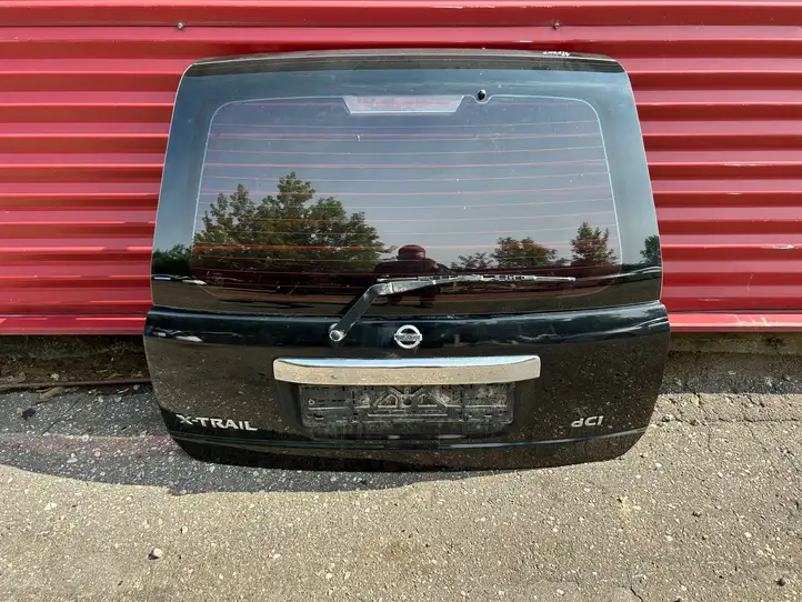 Nissan X-Trail T30 (2001 - 2007) Крышка багажника — фото 1