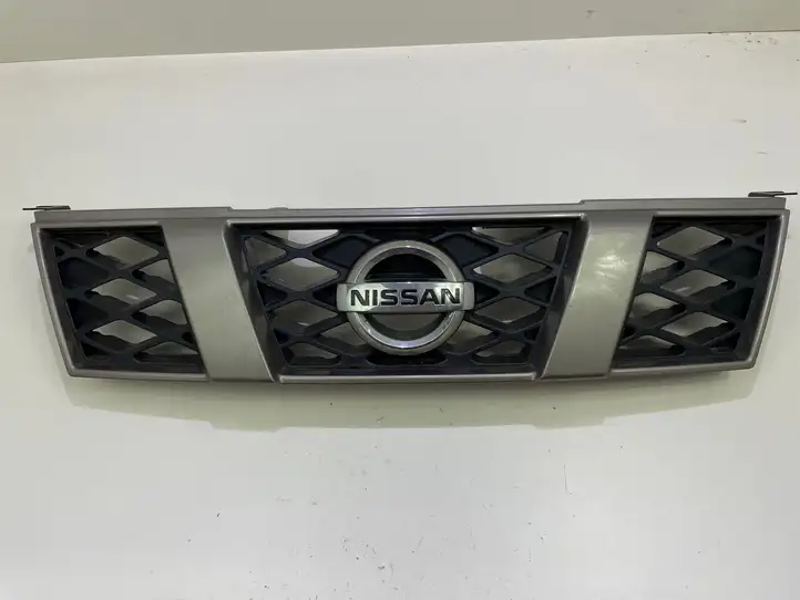 Nissan X-Trail T31 (2007 - 2014) Передняя решетка — фото 3
