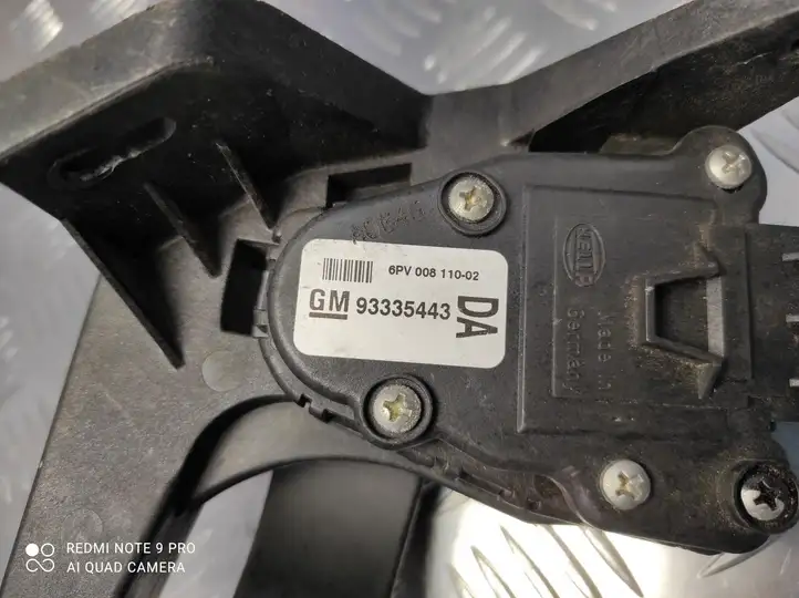 Opel Meriva A (2002 - 2006) 93335443 Педаль акселератора — фото 2
