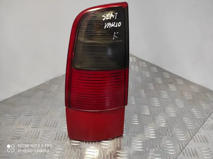 Seat Ibiza II (6k) (1999 - 2002) 6K0946111B Задний фонарь в кузове — фото 1