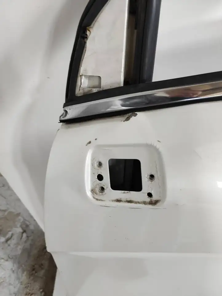 Chevrolet Captiva (2011 - 2013) Дверь — фото 5