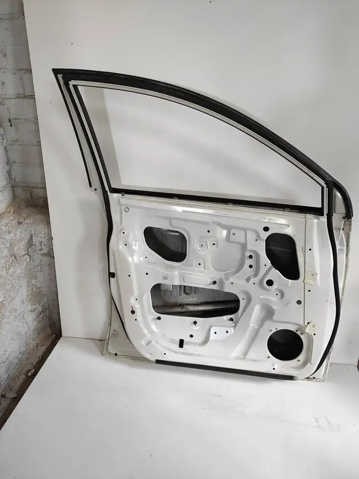 Chevrolet Captiva (2011 - 2013) Дверь — фото 7