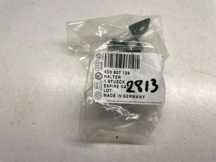 Audi A8 (1999 - 2002)  4D0807129 Кронштейн заднего датчика парковки (PDC)
