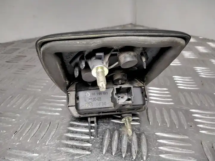 Renault Laguna II (2001 - 2005) 98091103 Кнопка закрытия крышки багажника — фото 3
