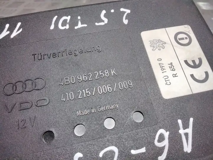 Audi A3/S3 8L (2000 - 2003) 4B0962258K Модуль комфорта — фото 2