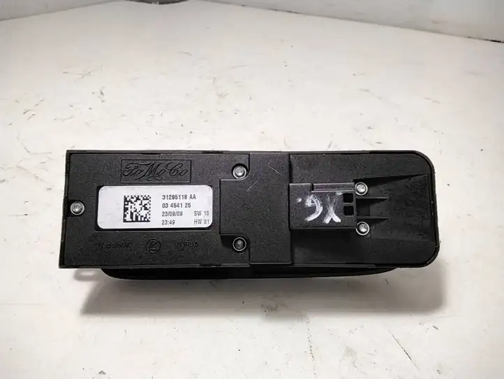 Volvo XC60 (2008 - 2013) 31295118AA Кнопка стеклоподъемников — фото 2