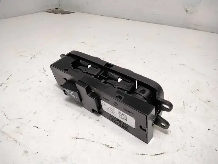 Volvo XC60 (2008 - 2013) 31295118AA Кнопка стеклоподъемников — фото 4