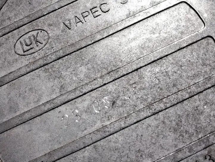 Lexus IS 220D-250-350 (2005 - 2010) 23080561 Вакуумный насос — фото 3