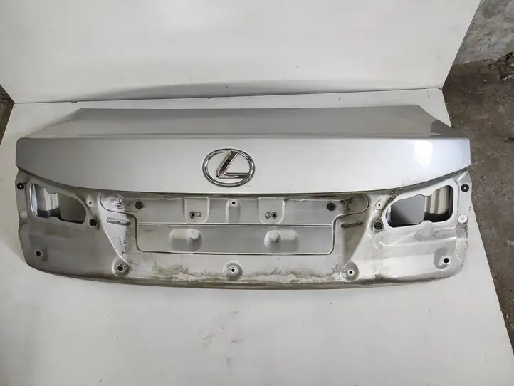 Lexus IS 220D-250-350 (2005 - 2010) Крышка багажника — фото 1