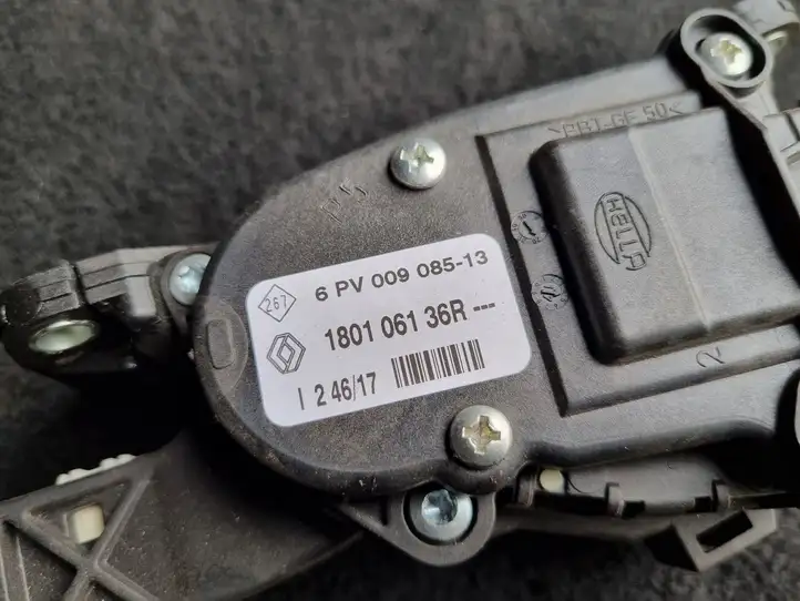 Dacia Duster (2017 - ) 180106136R Педаль акселератора — фото 4