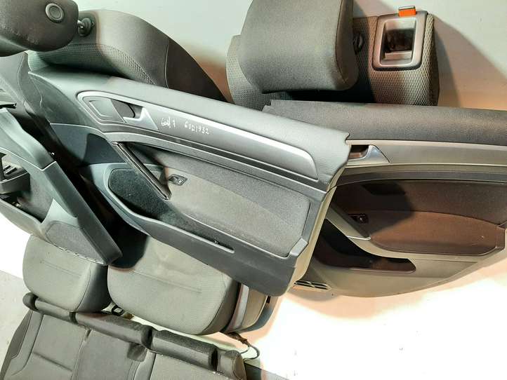 Volkswagen Golf VII (2013 - 2019)   Комплект салона