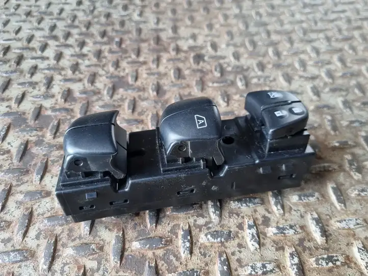 Nissan Juke I F15 (2010 - 2018) 254011KK5E Блок кнопок стеклоподъемников — фото 2