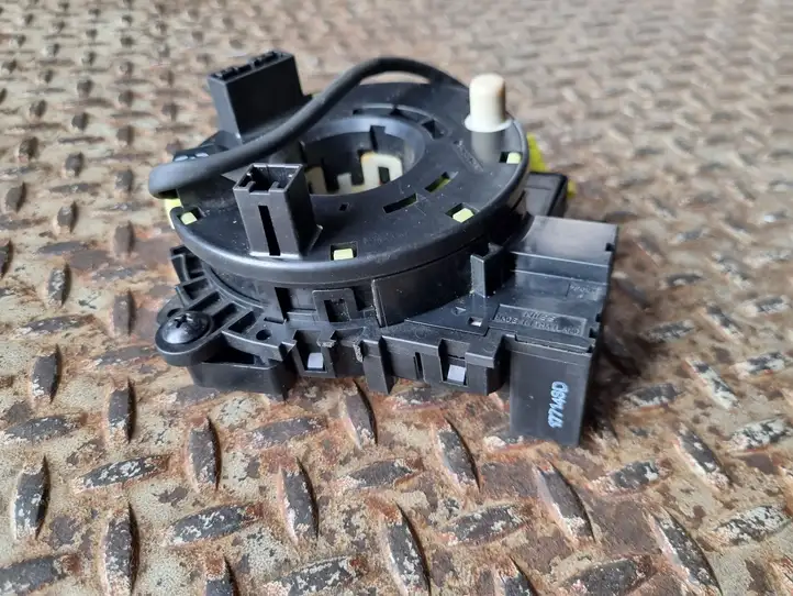 Nissan Juke I F15 (2010 - 2018) 0265019105 Контактное кольцо SRS — фото 2