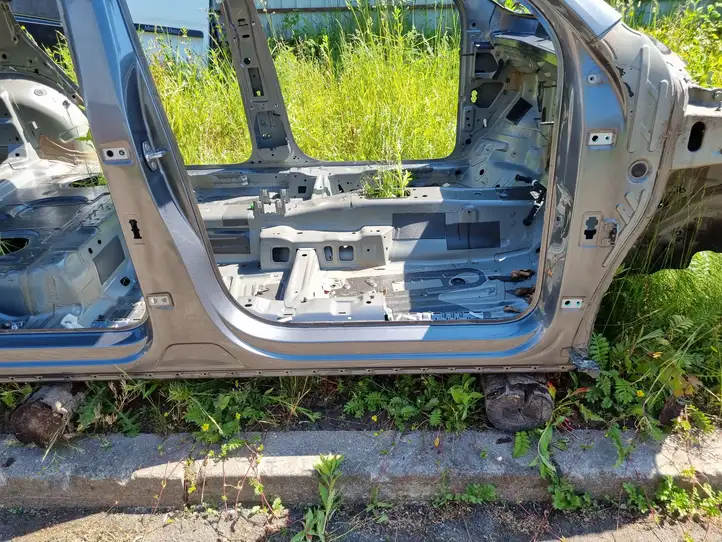 Volkswagen Tiguan Allspace (2017 - ) Передний порог кузова — фото 3