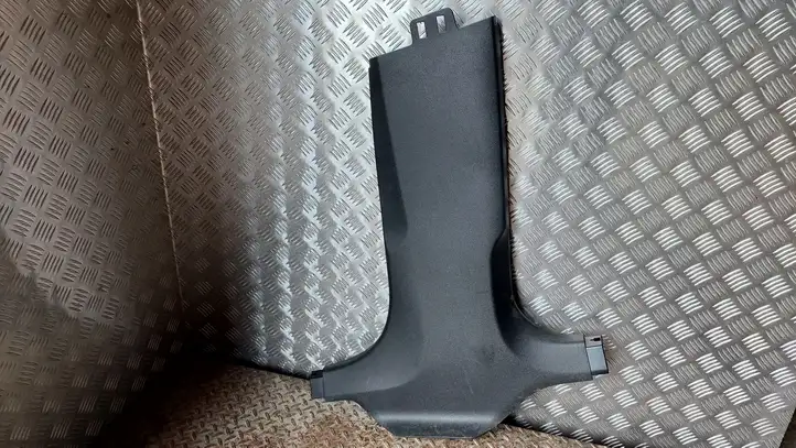 BMW 5 G30 G31 (2016 - ) 7384530 Нижняя обшивка стойки B — фото 1