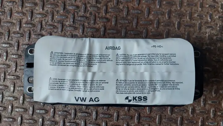 Volkswagen Tiguan Allspace (2017 - ) 5NN880204F Подушка безопасности пассажира — фото 1