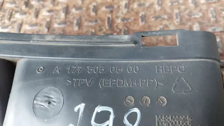 Mercedes-Benz A W177 (2018 - ) A1775050500 Детали воздухозаборника — фото 2
