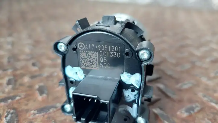 Mercedes-Benz A W177 (2018 - ) A1779051201 Включатель зажигания и стартера — фото 2