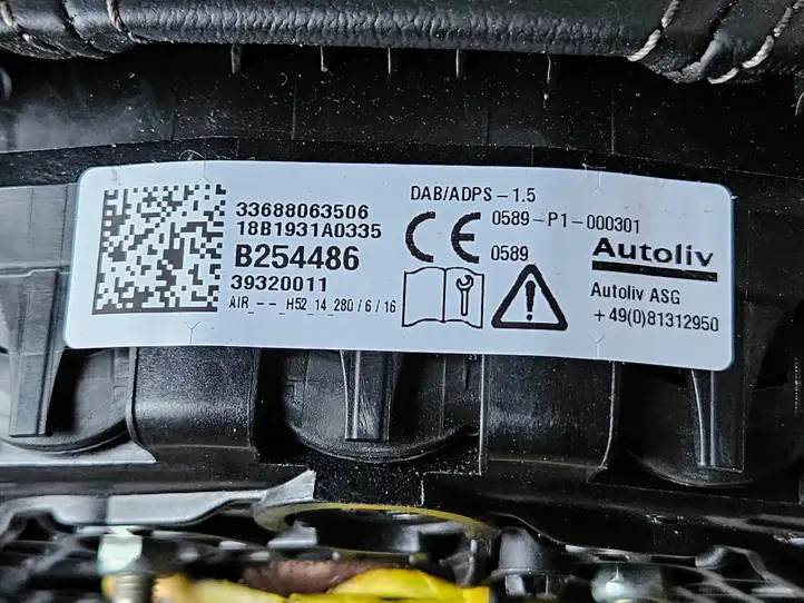 BMW 5 G30 G31 (2016 - ) 6880635 Подушка безопасности руля — фото 6