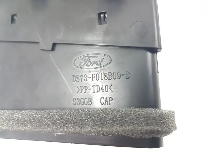 Ford Fusion II (2013 - ) DS73F018B09BRW Боковой воздушный дефлектор — фото 3