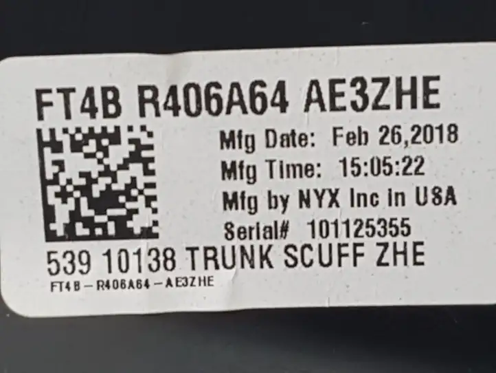 Ford Edge II (2015 - ) FT4BR406A64 Отделка порога багажника — фото 4