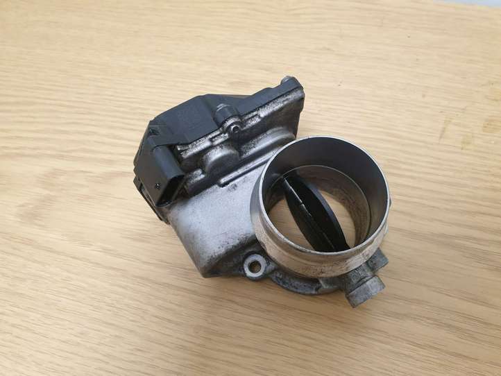 BMW 5 F10 F11 (2009 - 2016)  7806231 Запорный клапан двигателя
