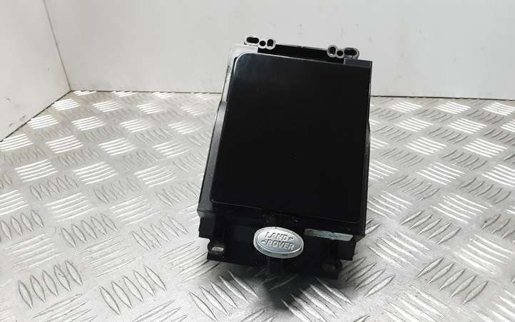 Land Rover Range Rover Velar (2017 - )  J8A213560BE Держатель чашки