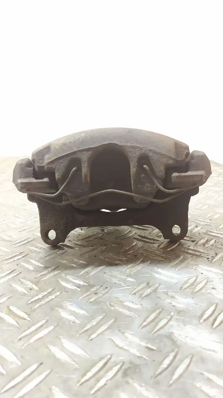 (2005 - 2010) Тормозной суппорт передний — фото 1