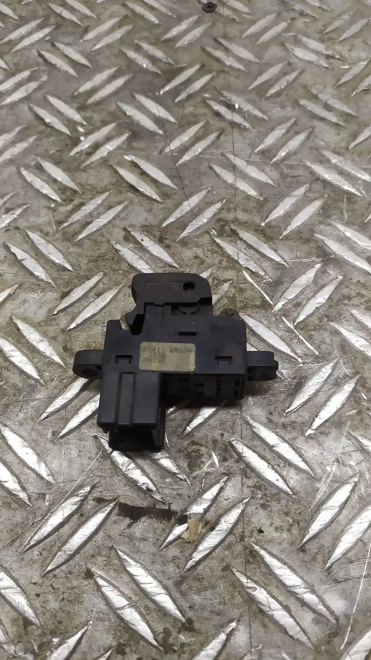 Nissan Qashqai (2006 - 2010) Блок кнопок стеклоподъемников — фото 1