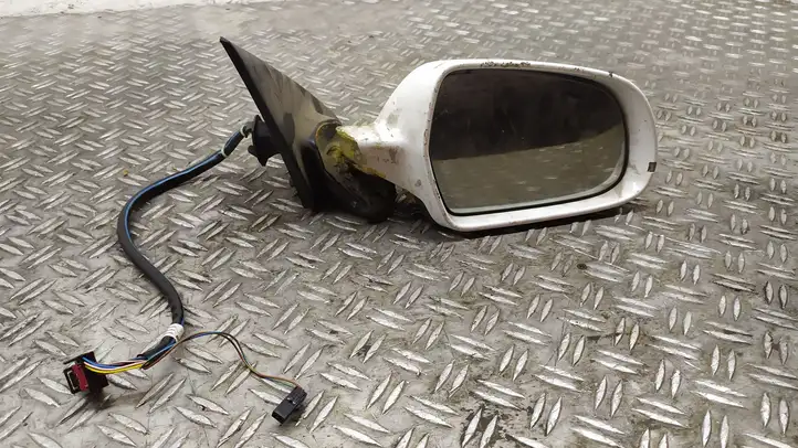 Audi A4 S4 B8 8K (2007 - 2011) Боковое зеркало с электроприводом — фото 1