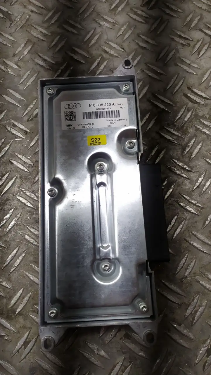 Audi A4 S4 B8 8K (2007 - 2011) 8T0035223AH Усилитель звука — фото 4