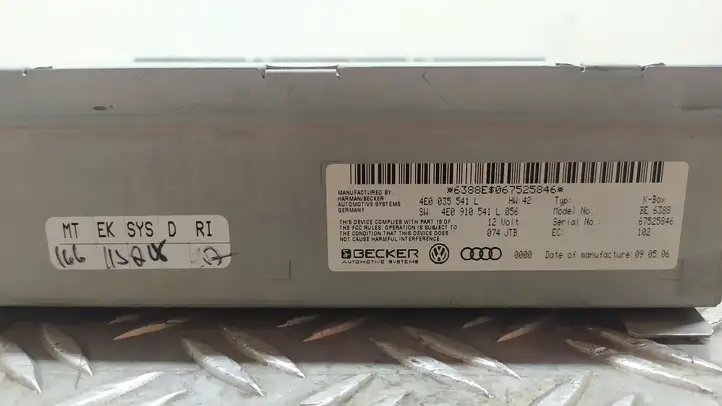 Audi Q7 4L (2005 - 2009) 4E0035541L Магнитола / мультимедийная система — фото 2