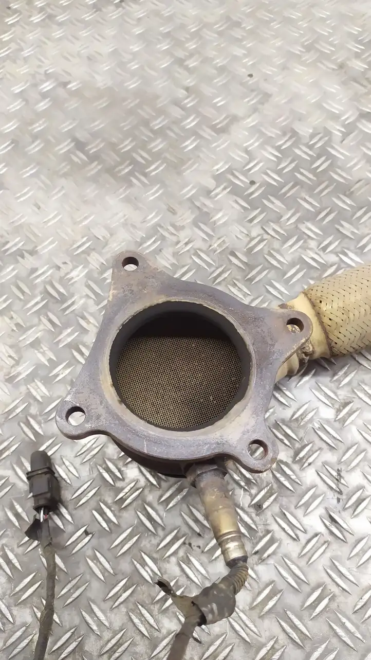 Volkswagen PASSAT B6 (2005 - 2010) 3C0131690AE Катализатор / DPF / FAP — фото 4