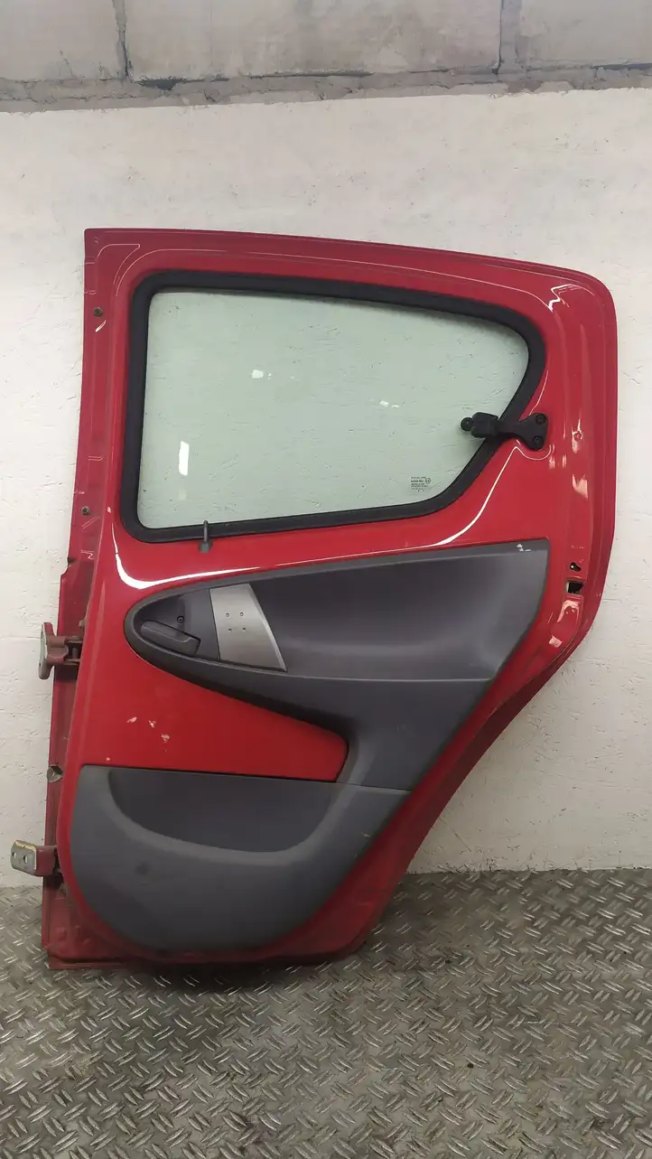 Toyota Aygo AB10 (2005 - 2008) Задняя дверь — фото 5