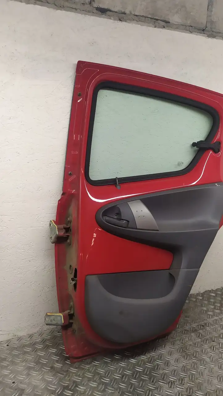 Toyota Aygo AB10 (2005 - 2008) Задняя дверь — фото 6