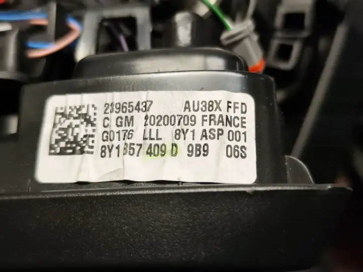 Audi A3/S3 8Y (2020 - ) 8Y1857409D Боковое зеркало с электроприводом — фото 7