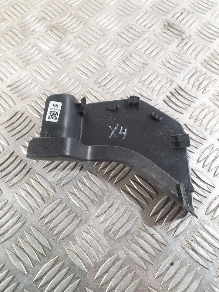 Volvo XC40 (2017 - ) 32272100 Прочие детали салона — фото 2