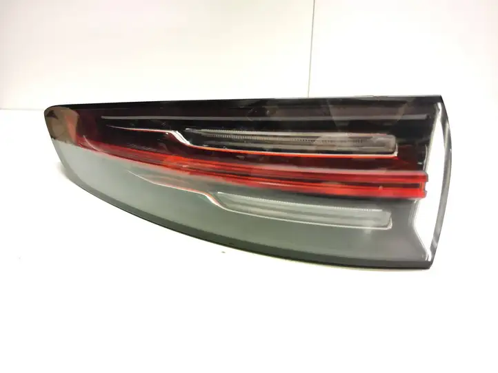 Porsche Cayenne (9Y0 9Y3) (2018 - ) 9Y0945095H Задний фонарь в кузове — фото 1