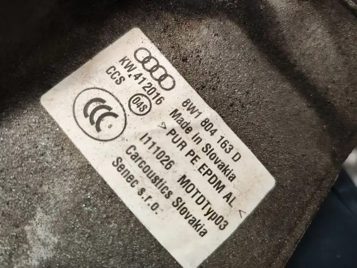 Audi A4 S4 B9 (2015 - 2019) 8W1804163D Теплоизоляция — фото 2