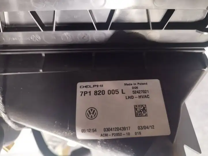 Volkswagen Touareg II (2010 - 2018) 7P1820005L Комплект системы вентиляции салона — фото 7